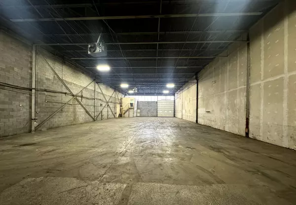 Brampton, ON L6W 3G5,134 Kennedy RD S #9