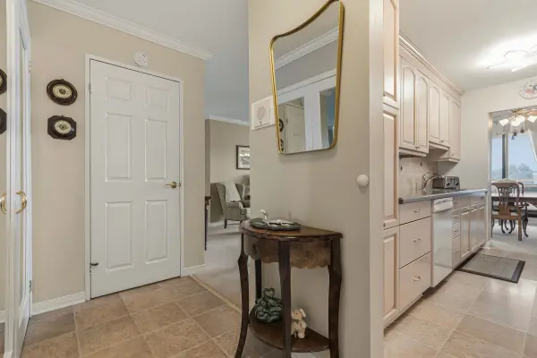 2055 Upper Middle RD #407, Burlington, ON L7P 3P4