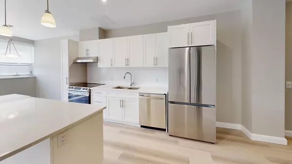 Guelph, ON N1H 2T2,2 Quebec ST #204