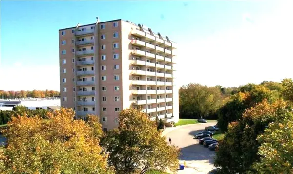 573 MORNINGTON AVE #103, London East, ON N5Y 4T9