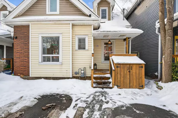 Hamilton, ON L8M 2A1,306 Cumberland AVE