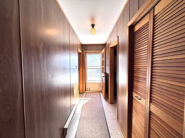 Kawartha Lakes, ON K0M 1N0,54 Mason LN