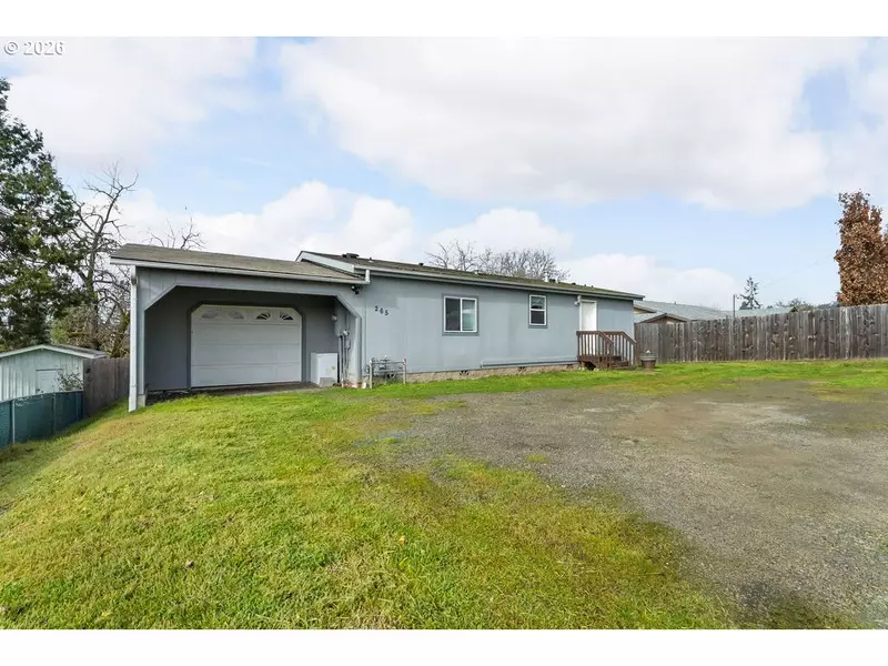 265 SE GRAPE AVE, Winston, OR 97496
