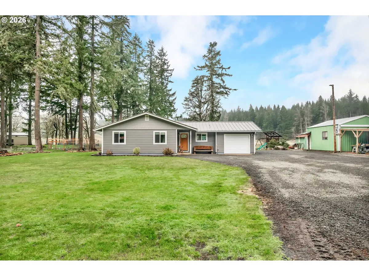 40593 LITTLE FALL CREEK RD, Fall Creek, OR 97438