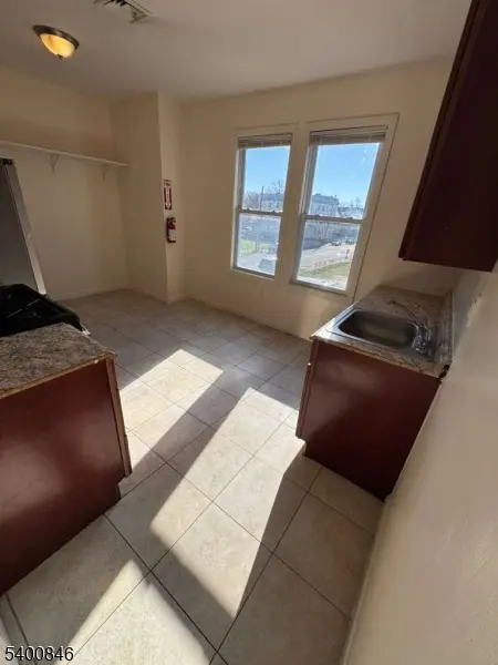 209 21St St, Irvington Twp., NJ 07111