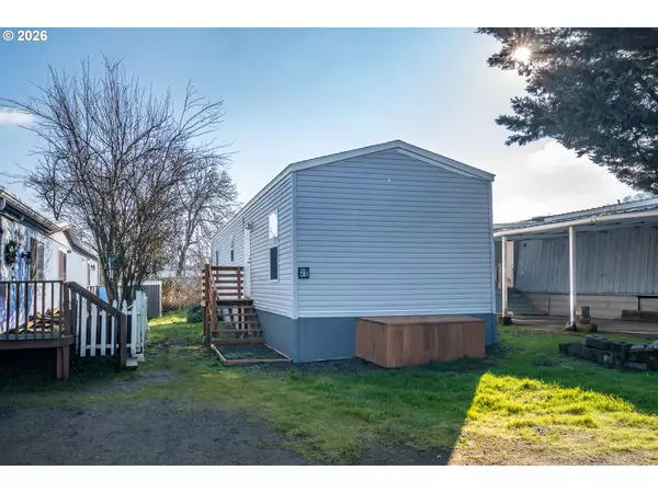 Roseburg, OR 97470,5000 NE STEPHENS ST #27