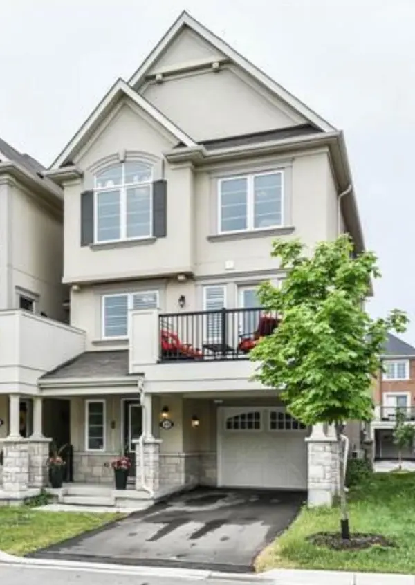 Aurora, ON L4G 0Y3,60 Stocks LN