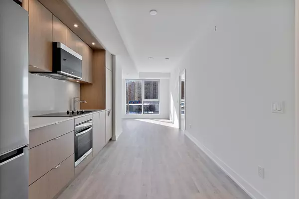 Toronto, ON M9A 0E5,25 Cordova AVE #413