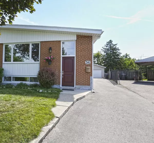 34 Langwith CT #Main, Brampton, ON L6Y 1Z8