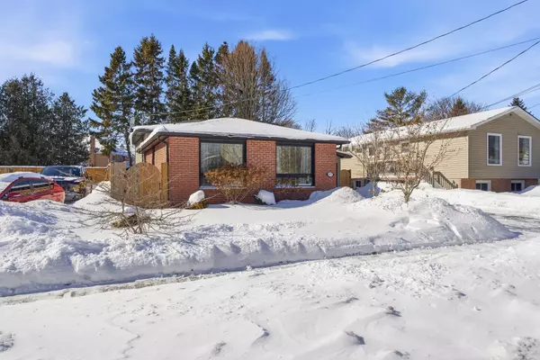 Cobourg, ON K9A 4X9,577 Daintry CRES