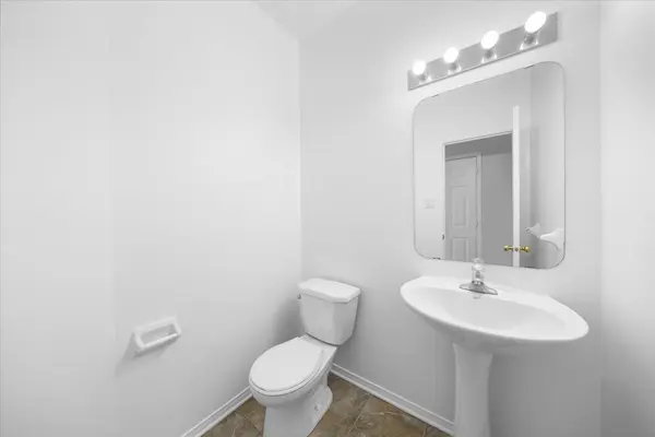 139 Sawmill Private, Billings Bridge - Riverside Park And Area, ON K1V 2E1