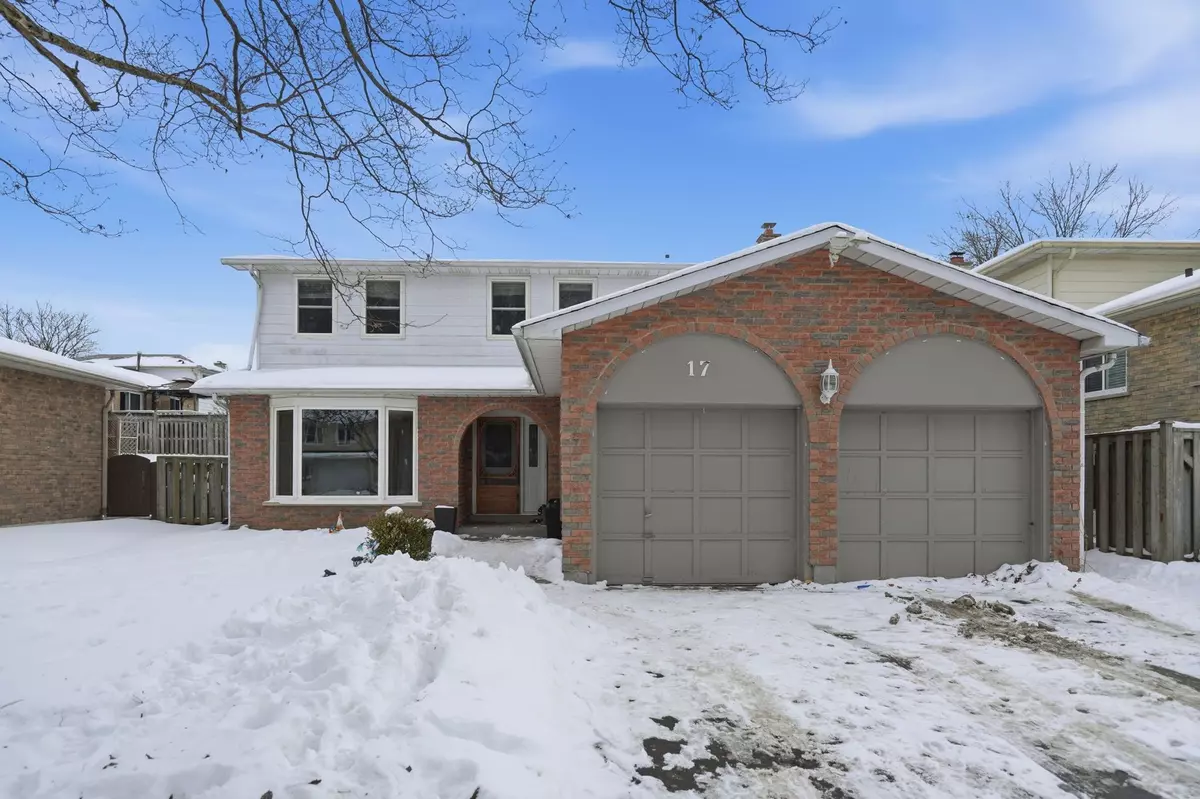 Brantford, ON N3T 5Z6,17 Strawberry LN