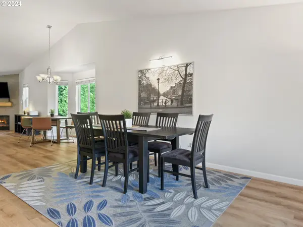 8575 SW JOHN CT, Portland, OR 97223