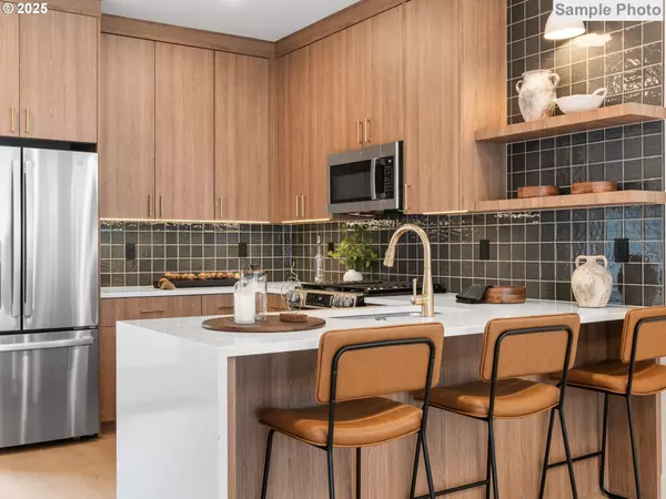 Portland, OR 97219,3613 SW Logan ST