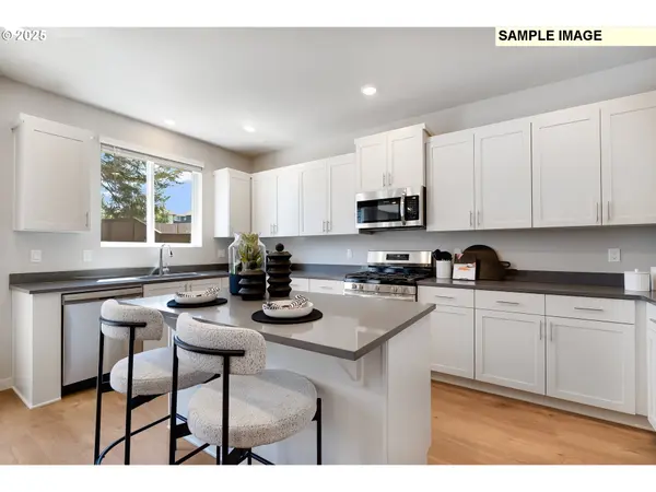 1513 SE LOGAN PKWY, Albany, OR 97322