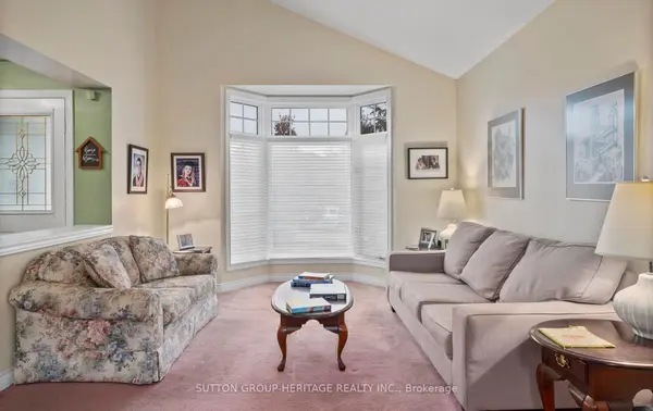 2330 Southcott RD, Pickering, ON L1X 2S9