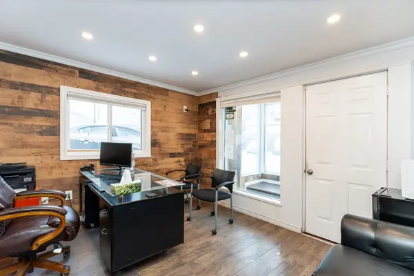 4 Beaumont CRES, Guelph, ON N1E 6A7