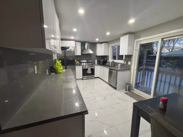 Brampton, ON L6Y 1Z2,219 Mcmurchy AVE #Main