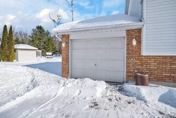 Belleville, ON K0K 2B0,8502 62 HWY