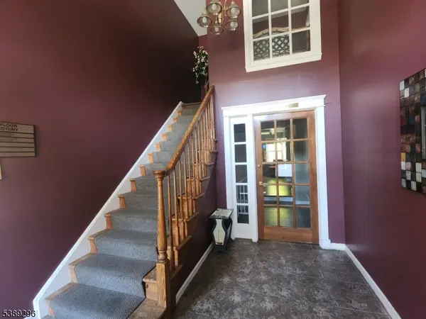 82 Newark Pompton Tpke, Riverdale Boro, NJ 07457