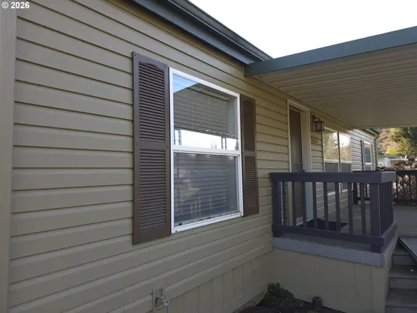 906 N RIVER BEND RD, Otis, OR 97368