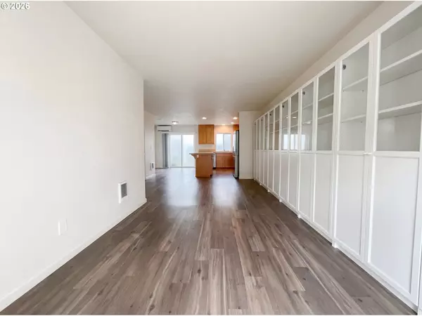 Vancouver, WA 98661,6103 NE 34TH ST