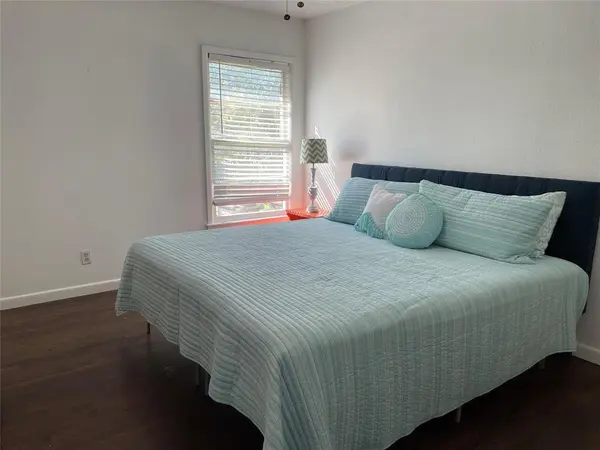 3563 South Drive, Fort Worth, TX 76109