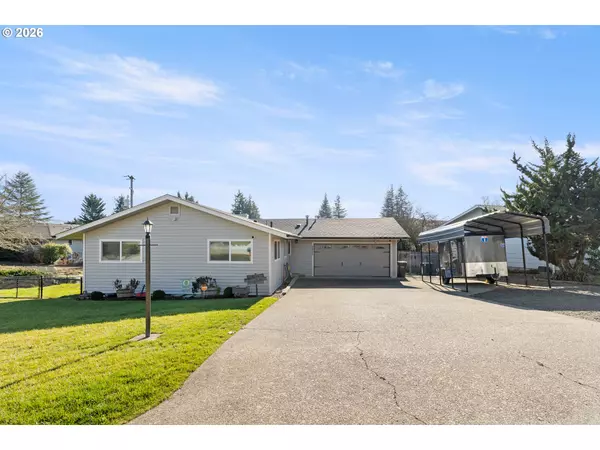 2025 NW DELRIDGE AVE, Roseburg, OR 97471