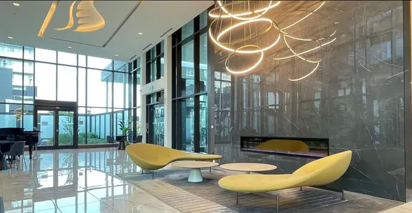 Toronto, ON M2K 0H1,85 McMahon DR #709