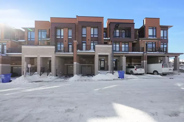 Aurora, ON L4G 7B6,16 Griffith ST