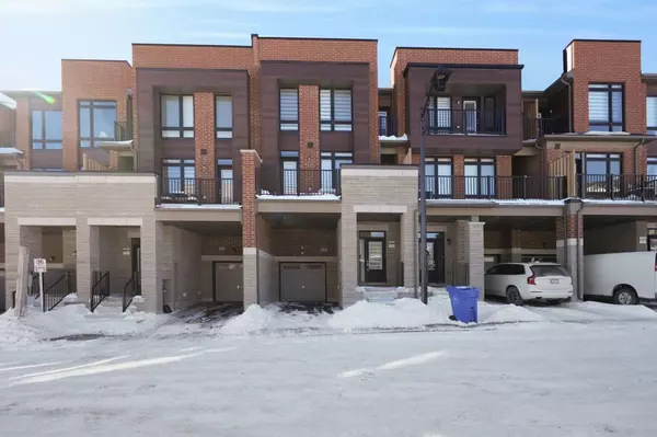 Aurora, ON L4G 7B6,16 Griffith ST