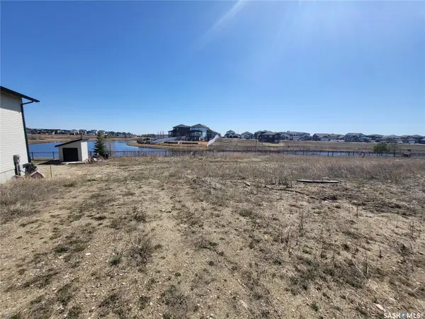 1048 3rd STREET N, Martensville, SK S0K 2T1