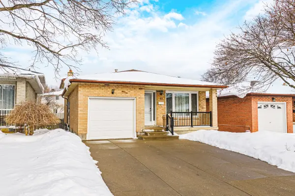 43 Everest ST,  Hamilton,  ON L8W 2J5