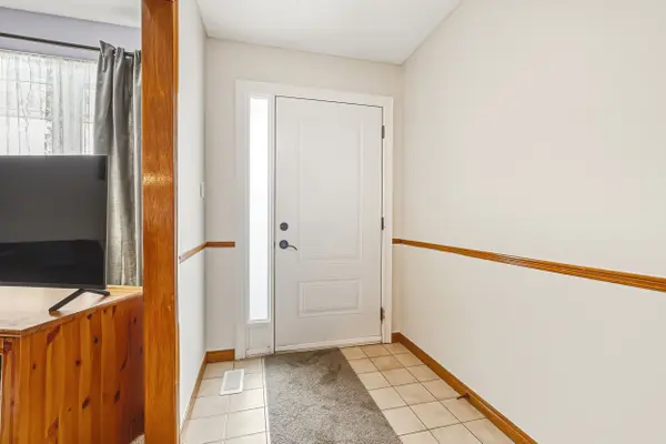 43 Everest ST, Hamilton, ON L8W 2J5