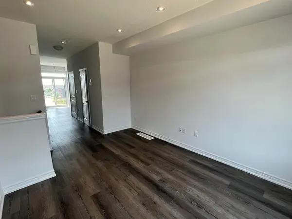 Brant, ON N3L 0N2,120 Court DR #26