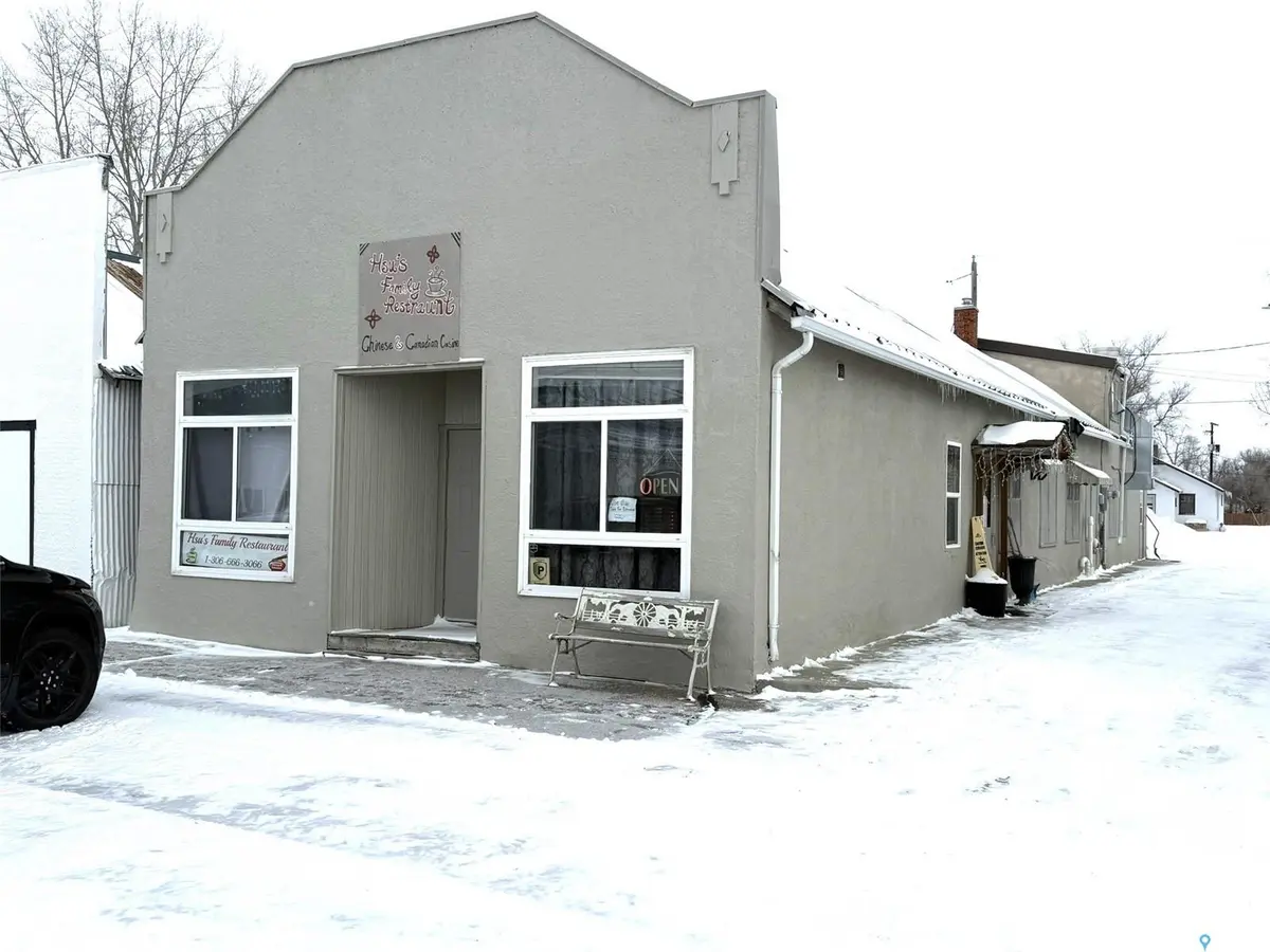 55 Centre STREET, Fox Valley, SK S0N 0V0
