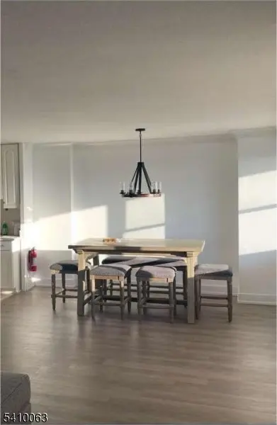 28 Riverside Ave Riv Twr #11H, Red Bank Boro, NJ 07701