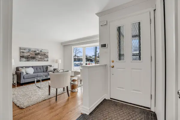 Toronto, ON M3A 2C7,25 Roywood DR