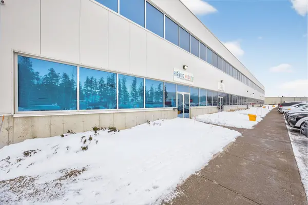 Collingwood, ON L9Y 5A6,95 Sandford Fleming DR #1