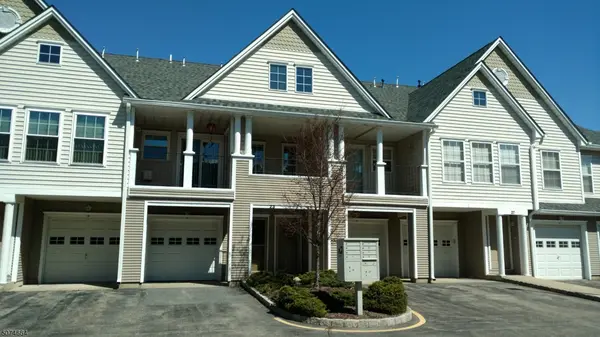 23 Mc Clelland Way, Clifton City, NJ 07012