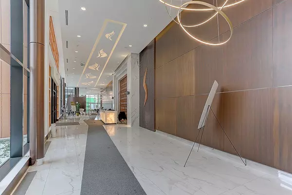 Toronto, ON M5K 0H2,95 Mcmahon DR #3203