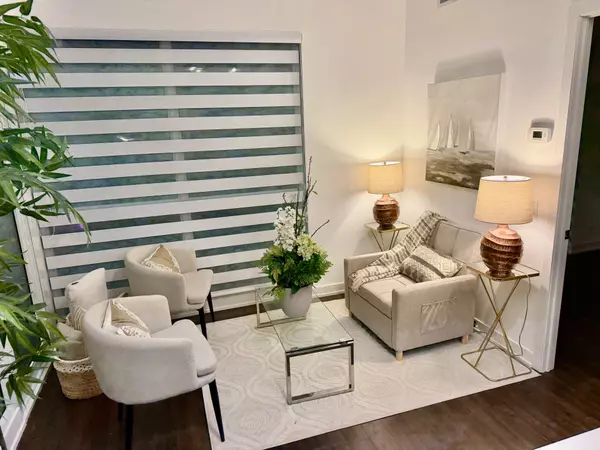 Toronto W06, ON M8V 0H9,10 Park Lawn RD #522