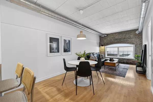 Toronto, ON M6H 4K1,1100 Lansdowne AVE #213