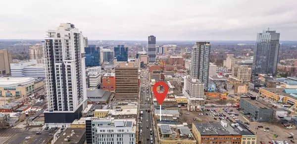 344.5 Richmond ST, London East, ON N6A 3C3