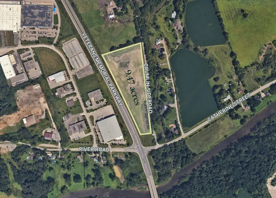 105 Crumlin Side Road S, London South, ON N6M 1H5