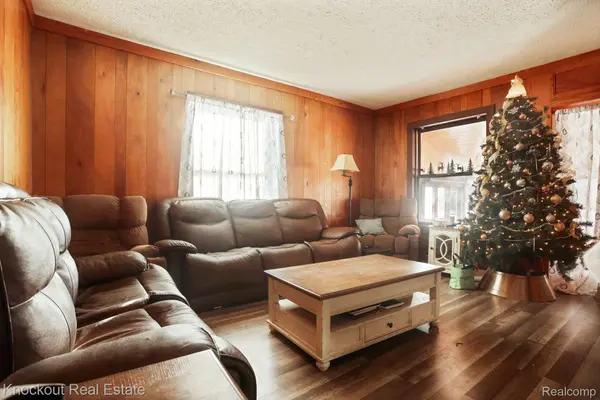 6180 Shattuck RD, Saginaw Charter Township, MI 48603