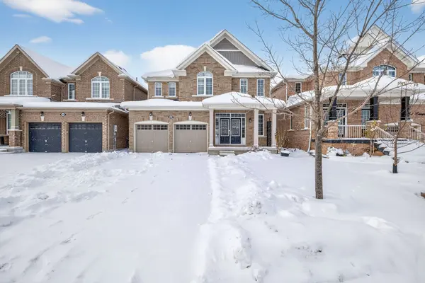 Georgina, ON L0E 1R0,82 Lampkin ST