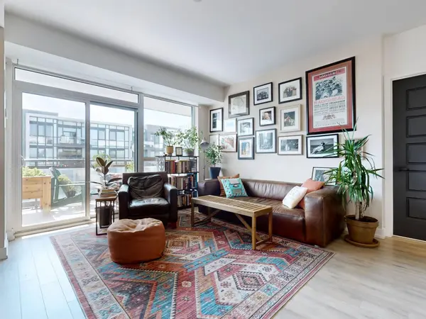 333 Sea Ray AVE #D313, Innisfil, ON L9S 2P7