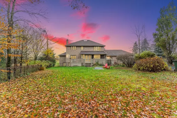 Caledon, ON L7E 0B4,15 Country Lane DR