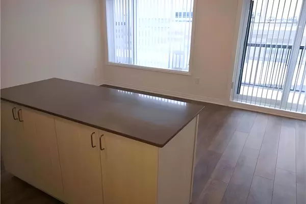 Toronto, ON M3K 2B8,155 William Duncan RD #8